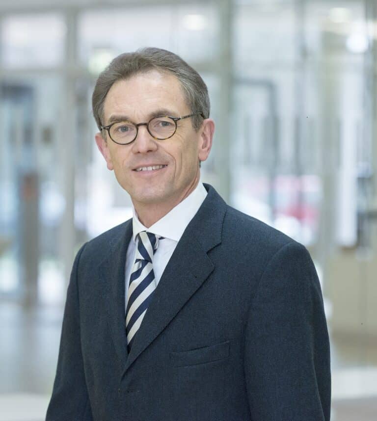 Portrait of Prof. Dr. med. Norbert Krug (ITEM).