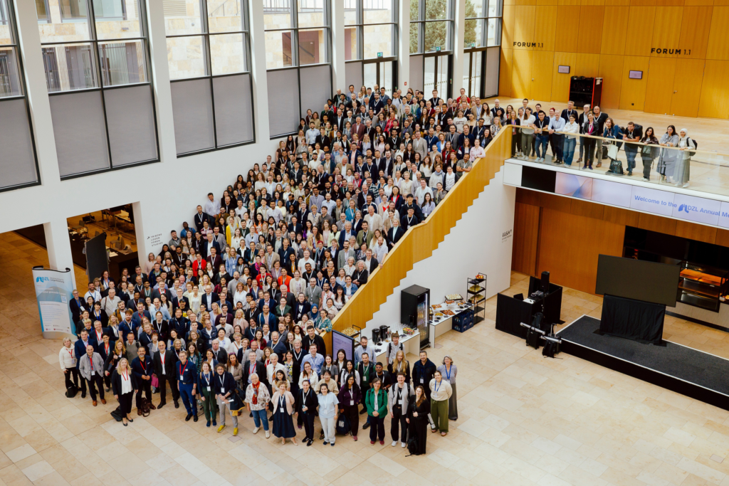 Group photo at the DZL Annual Meeting 2026 in Wiesbaden